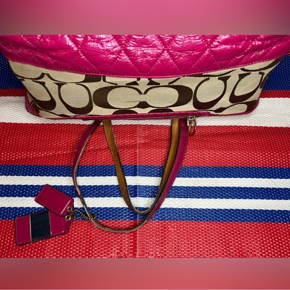 Coach Poppy Signature Monogram Quilted Tote Shopping Bag EST 1941 - Designer Bag - Picture 12 of 16